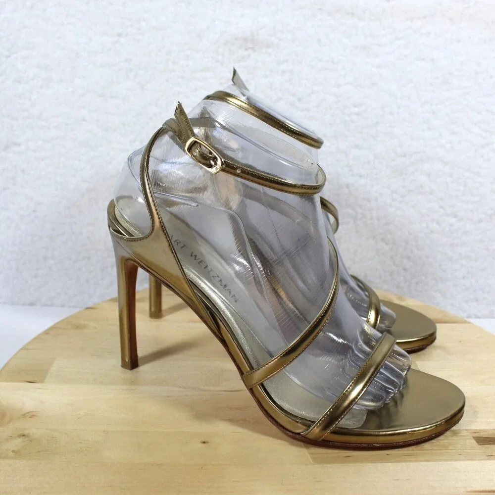 Stuart Weitzman Stiletto Heel Womens Size 9 Gold Metallic Sultry Guilt Specchio